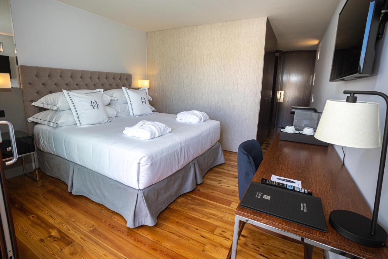 Solar Do Requeijo By Luna Hotels & Resorts Аркуш-де-Валдевеш Екстер'єр фото A room at the hotel