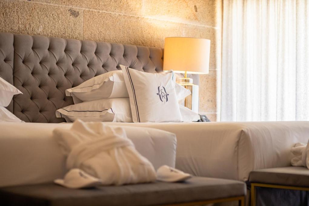 Solar Do Requeijo By Luna Hotels & Resorts Аркуш-де-Валдевеш Екстер'єр фото A bedroom at the hotel