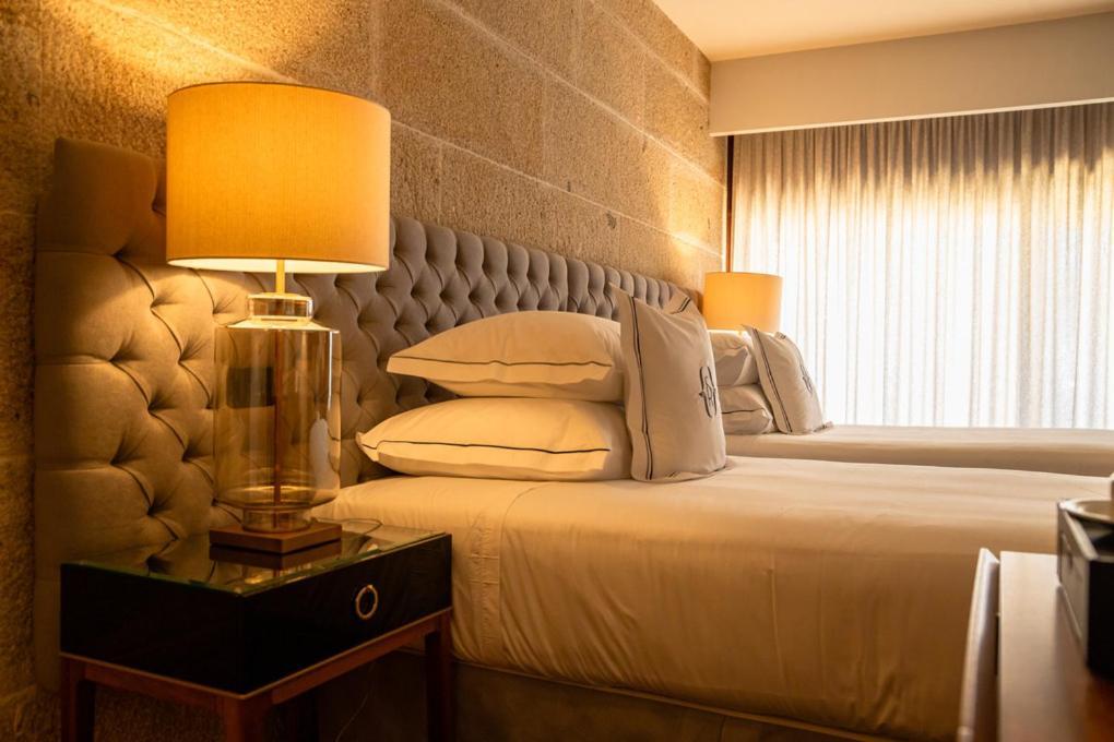 Solar Do Requeijo By Luna Hotels & Resorts Аркуш-де-Валдевеш Екстер'єр фото A bedroom at the hotel